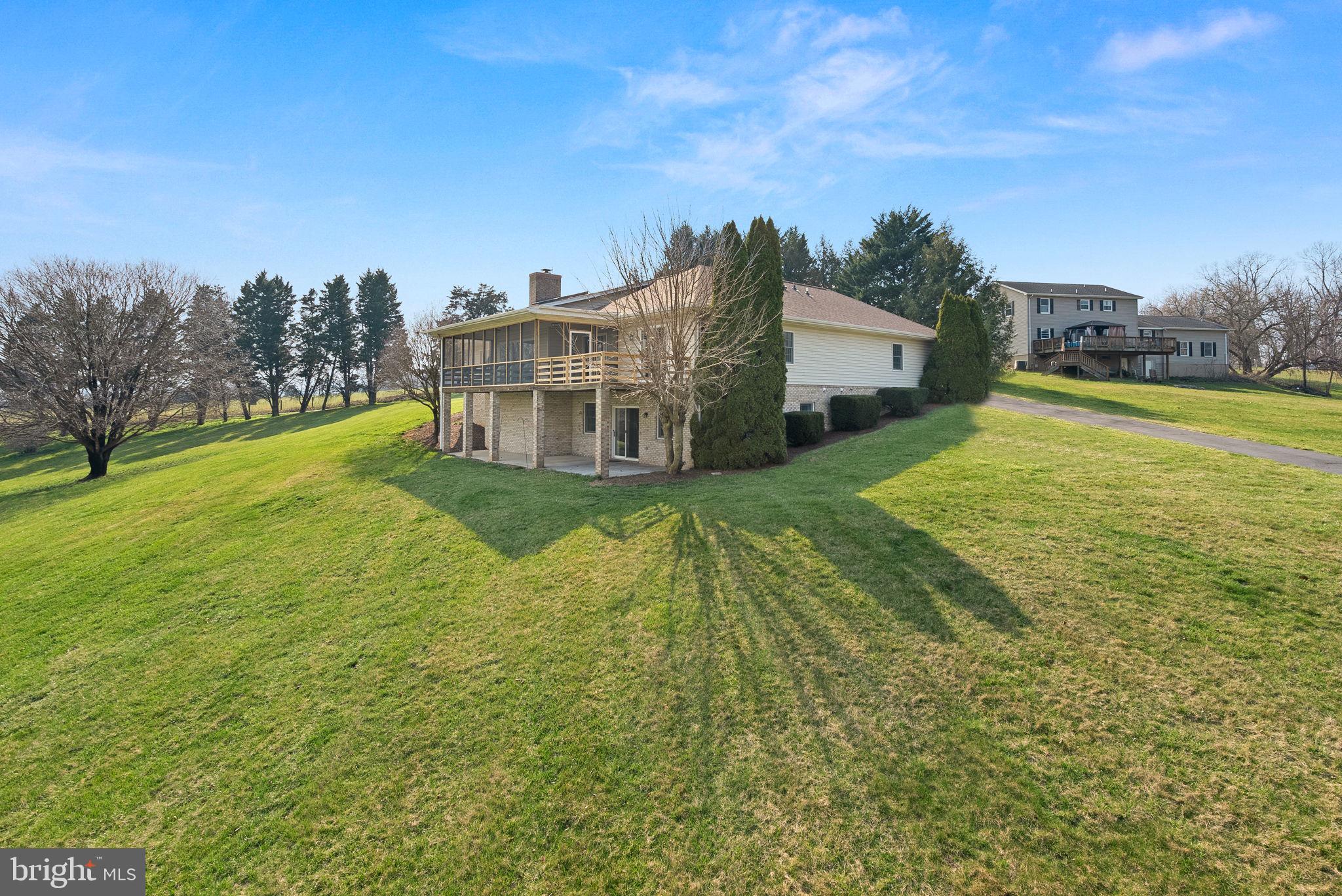 89 Bowling Green Rd