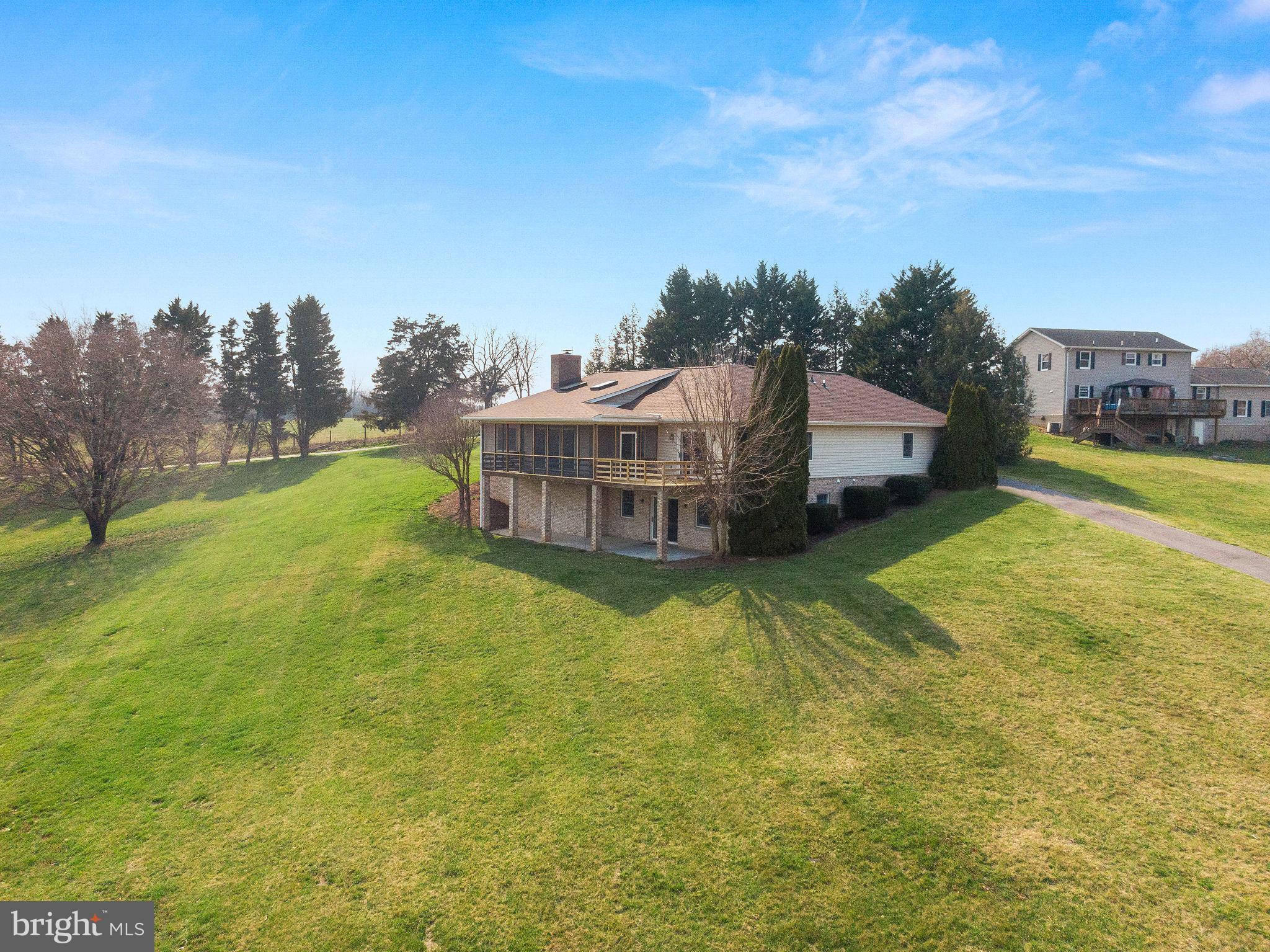 89 Bowling Green Rd
