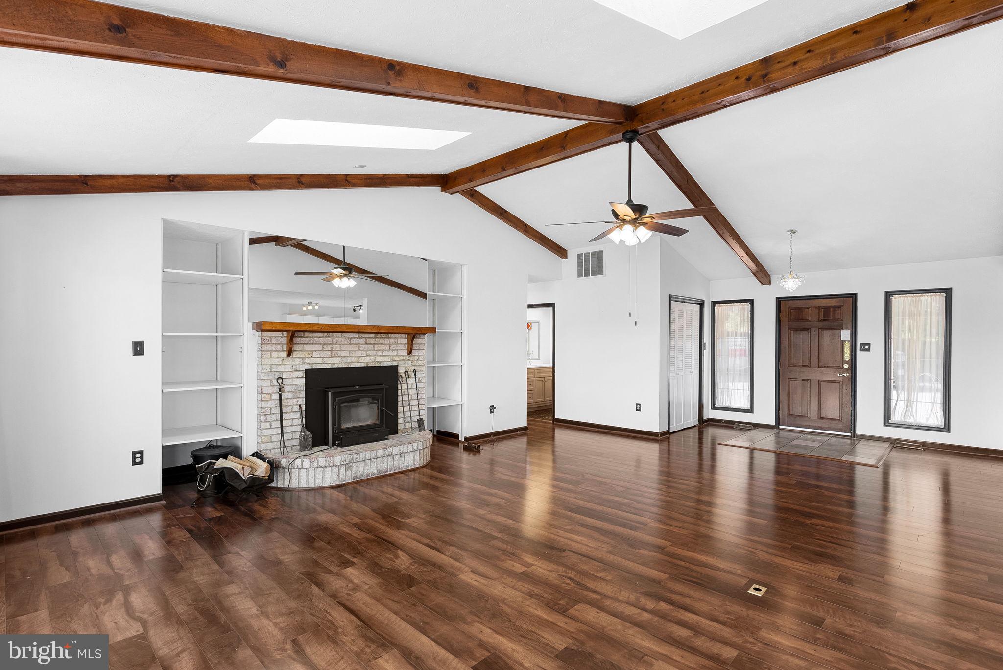 89 Bowling Green Rd