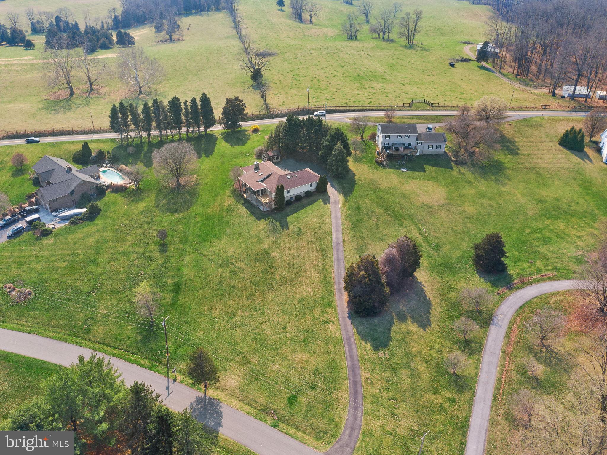 89 Bowling Green Rd
