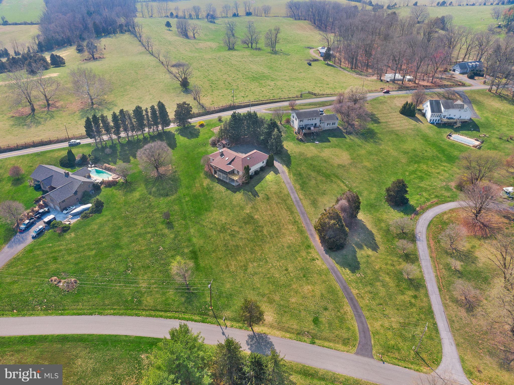 89 Bowling Green Rd