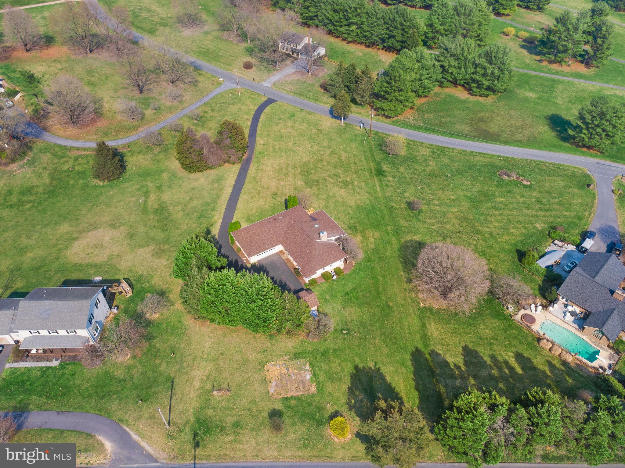 89 Bowling Green Rd
