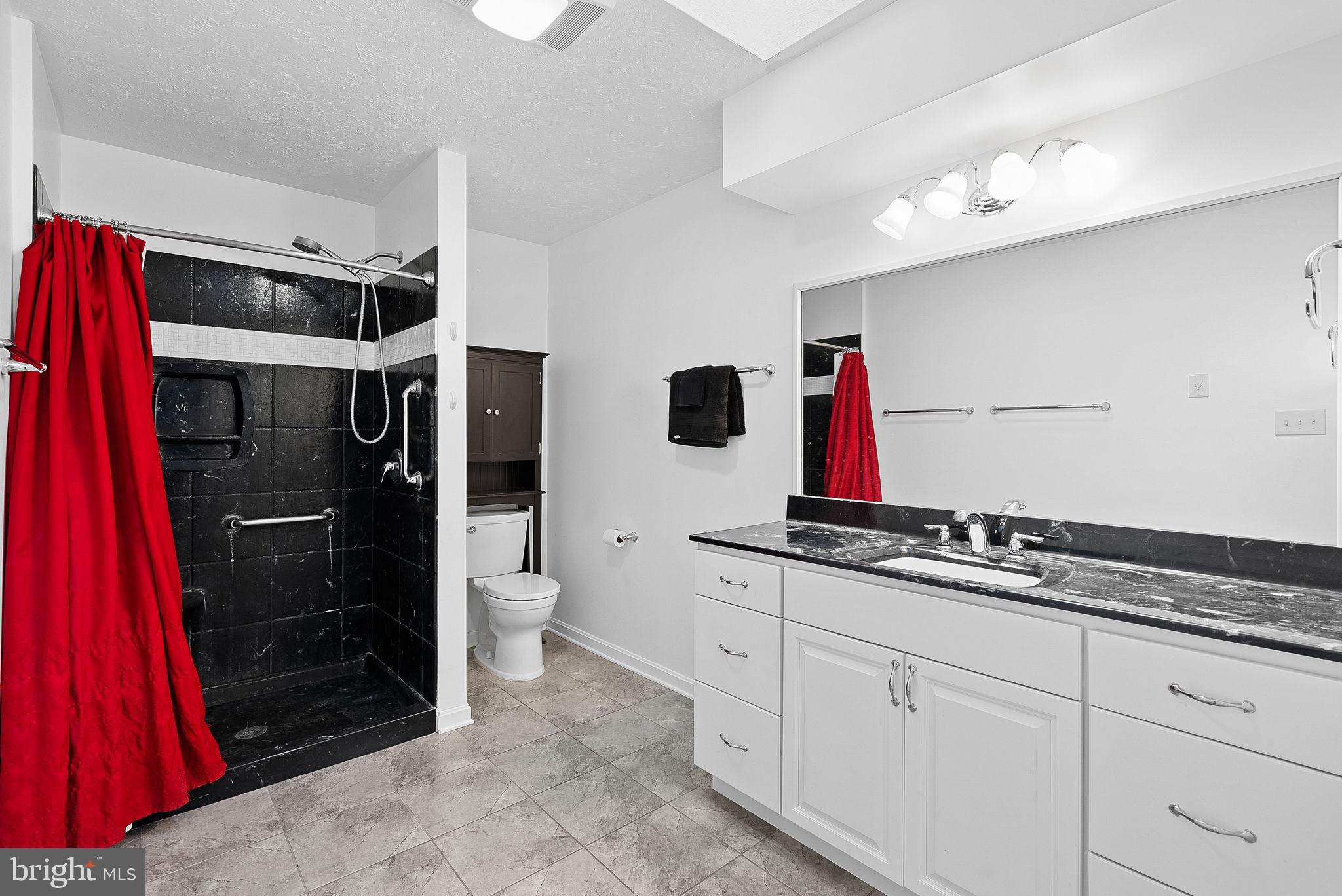 89 Bowling Green Rd