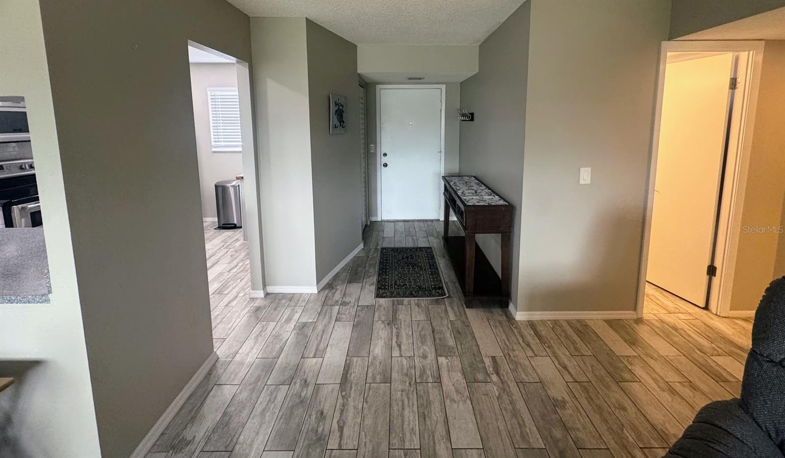 3880 IRONWOOD LN #208E