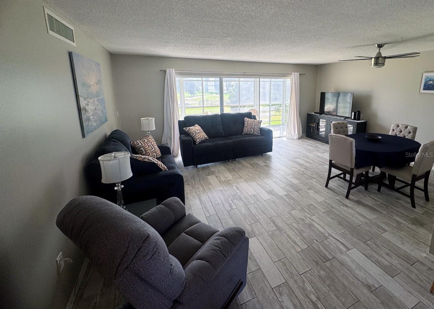 3880 IRONWOOD LN #208E