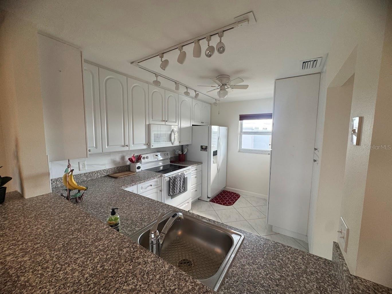 3840 IRONWOOD LN #506H