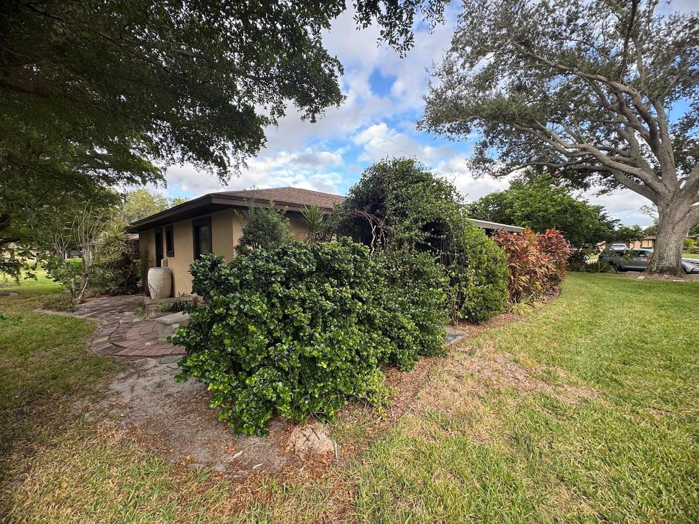 2609 66TH STREET CIR W #na