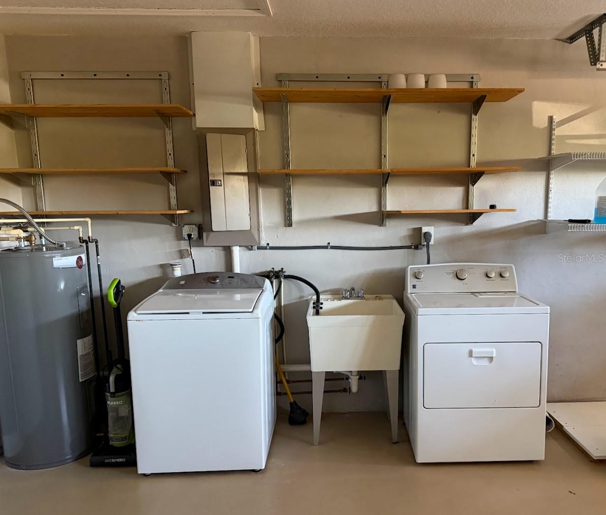 228 51ST STREET CIR E