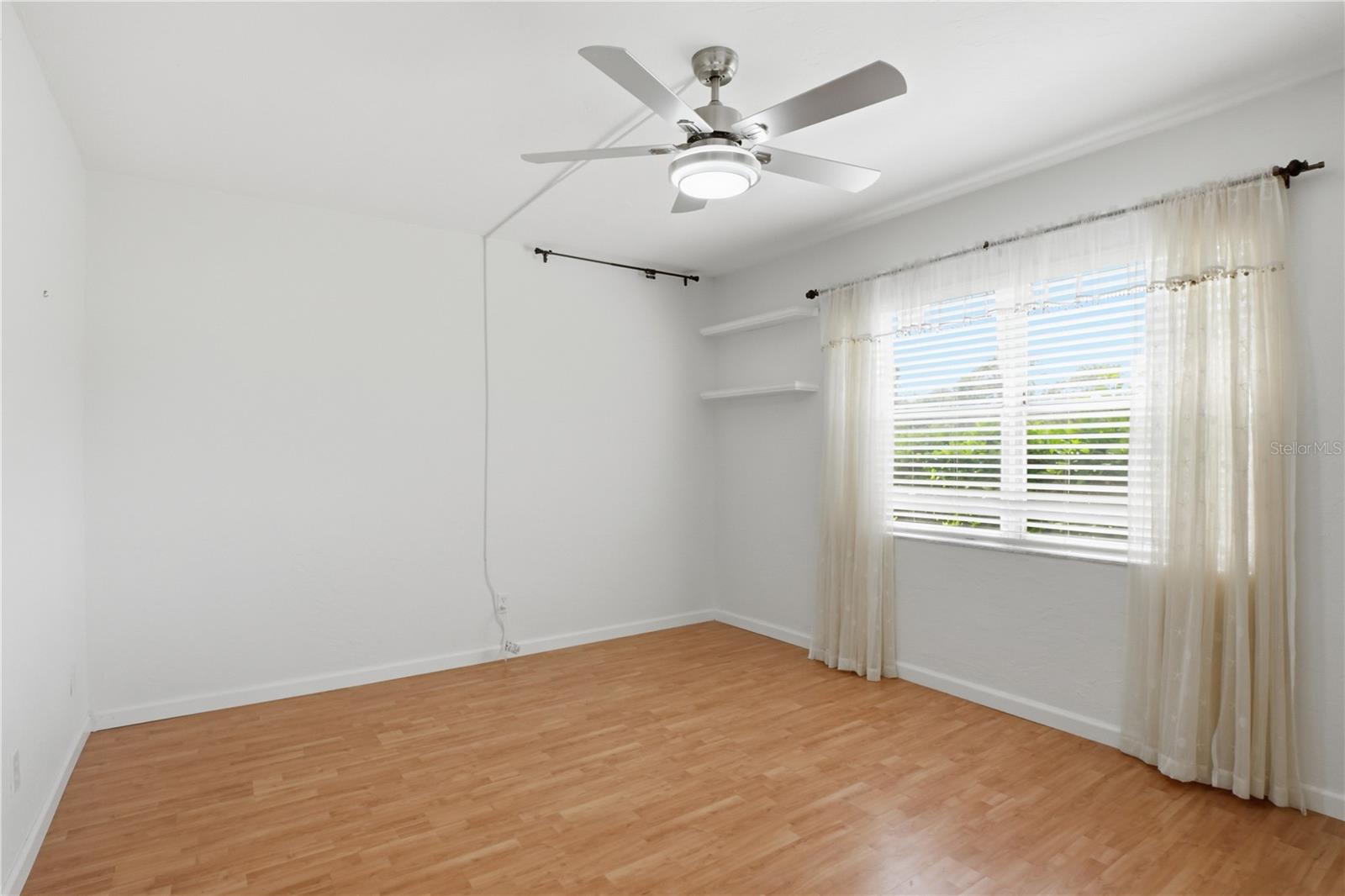 7860 PALM AIRE LN #103