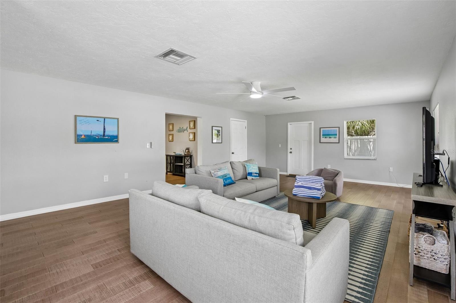 2214 23RD AVE W