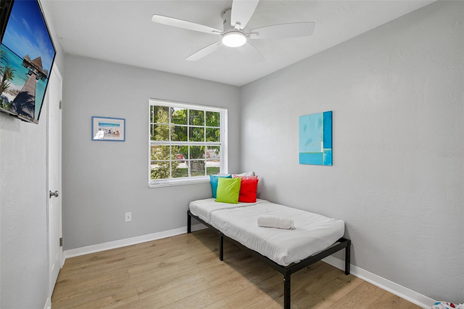 2214 23RD AVE W