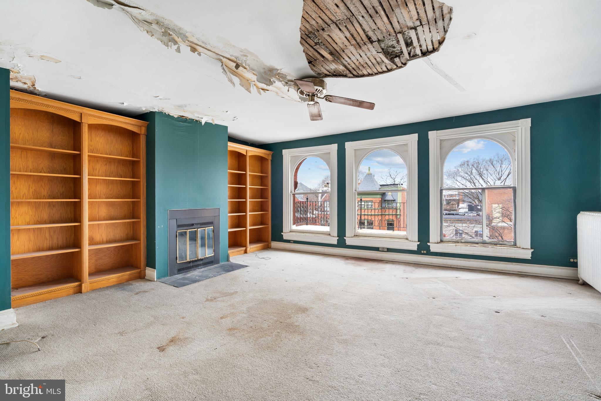 308 5TH STREET SE