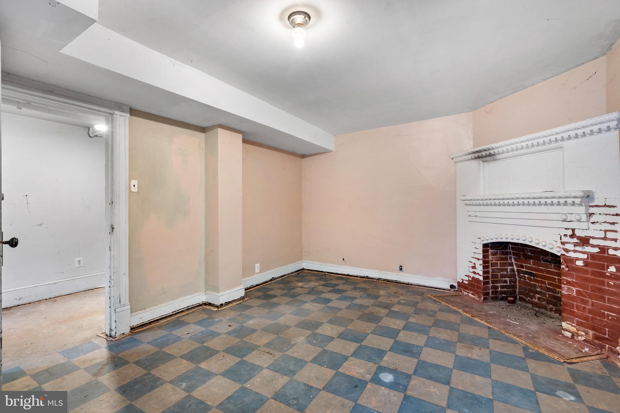 308 5TH STREET SE
