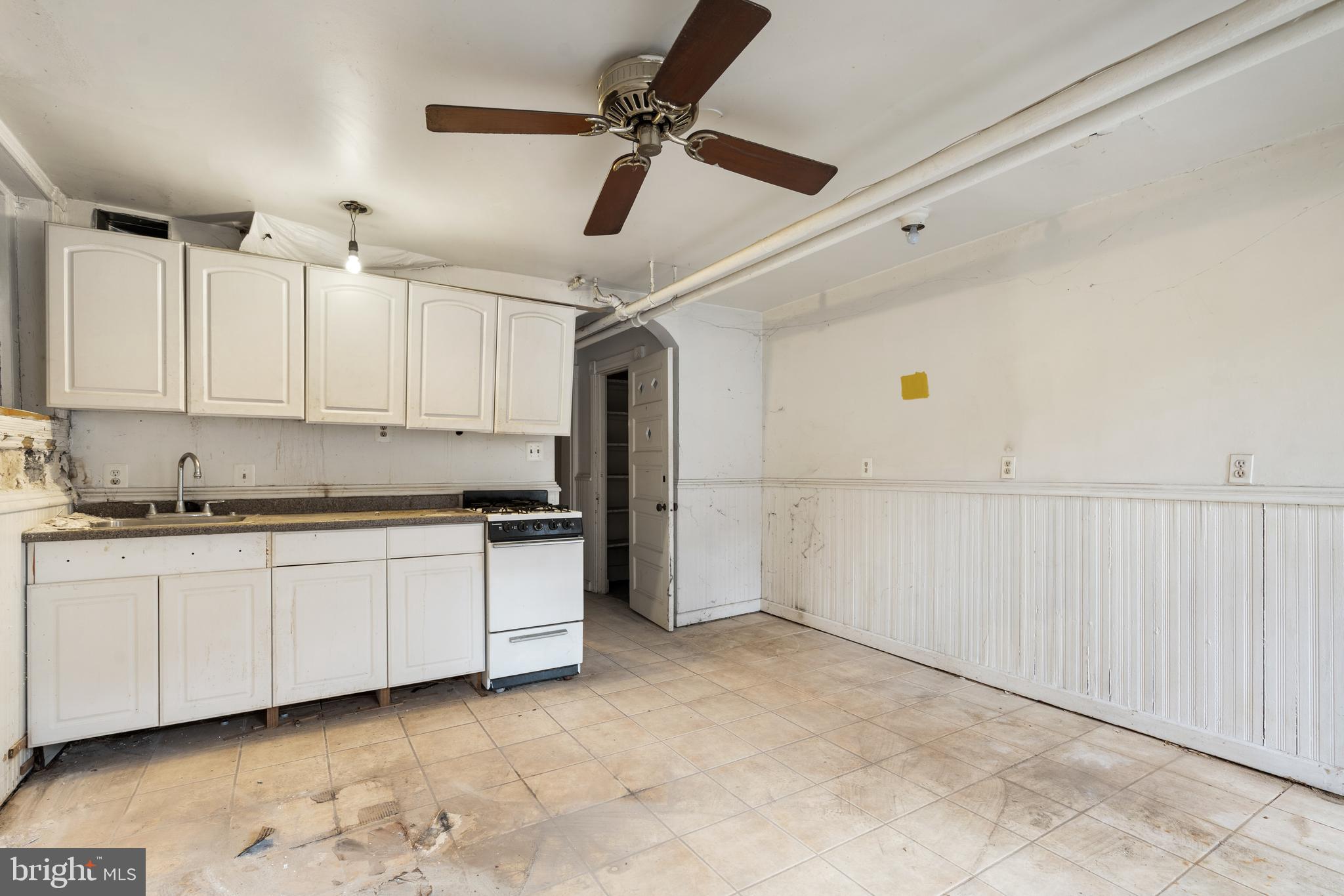 308 5TH STREET SE