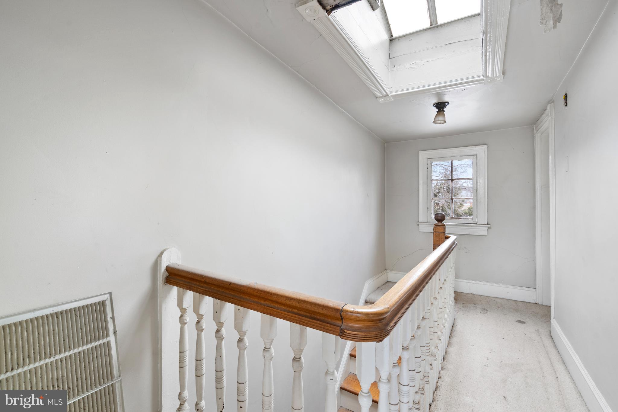 308 5TH STREET SE