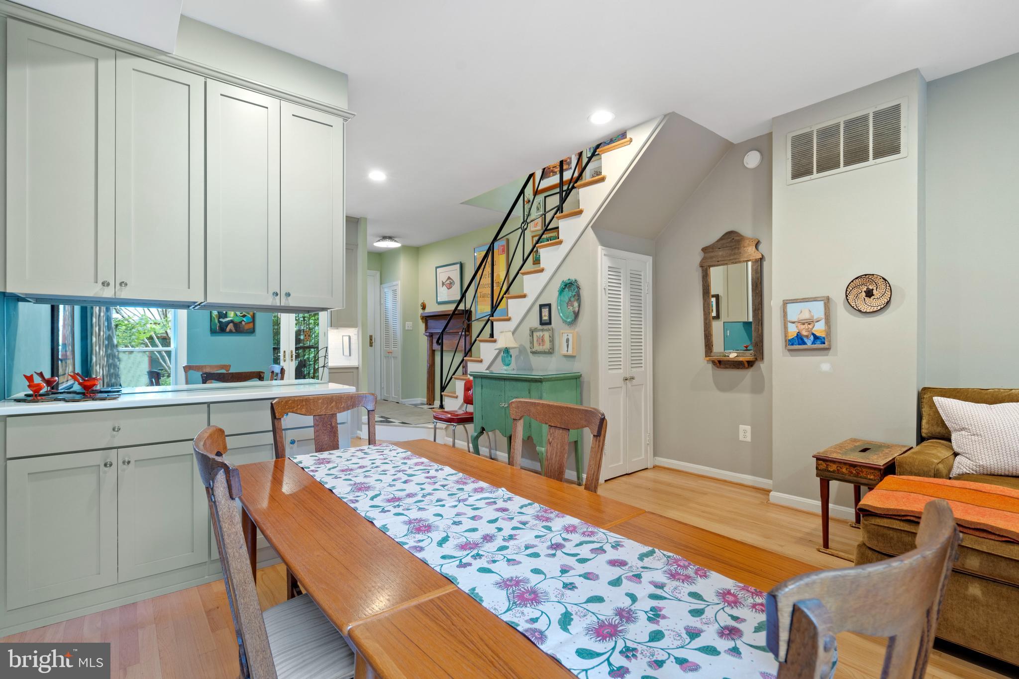 139 11TH STREET SE