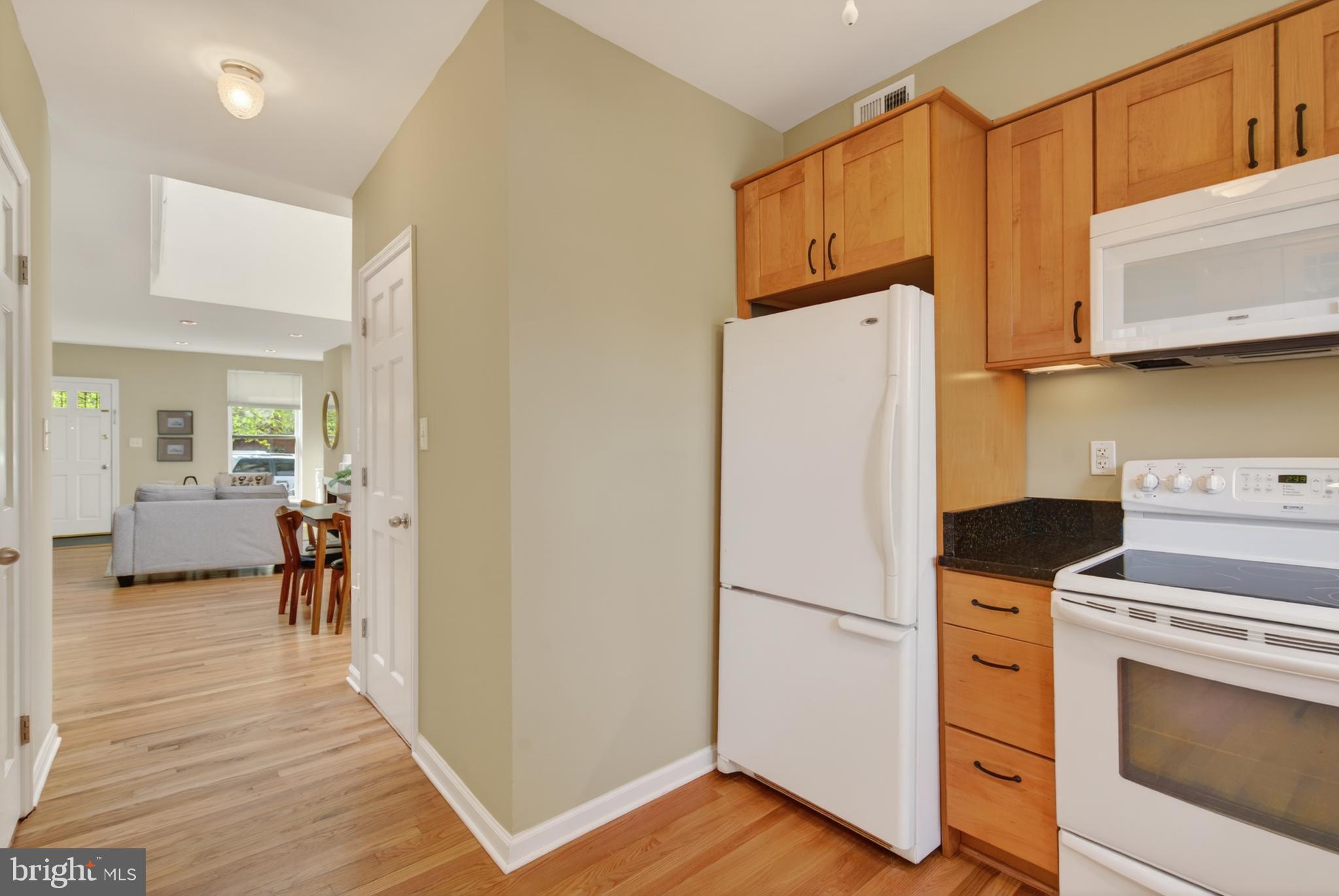 110 6TH STREET SE