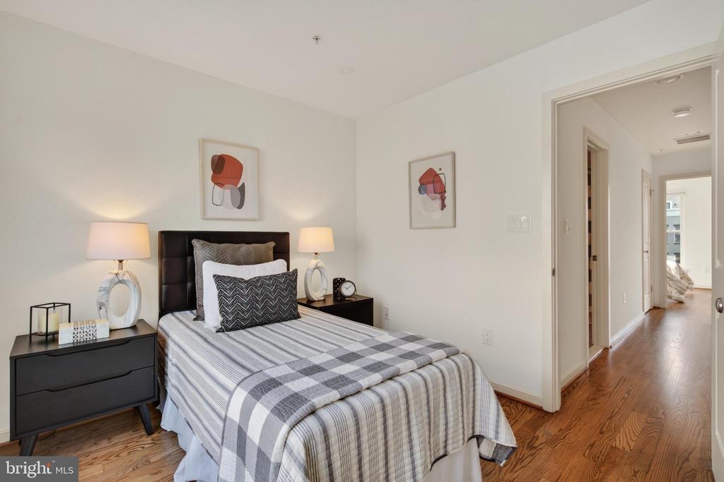 349 L STREET SE