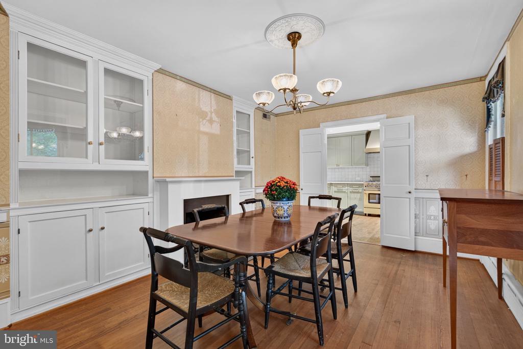 154 11TH STREET SE
