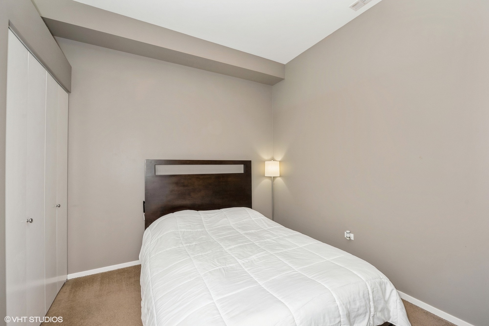 500 W Superior Street Unit: 1911