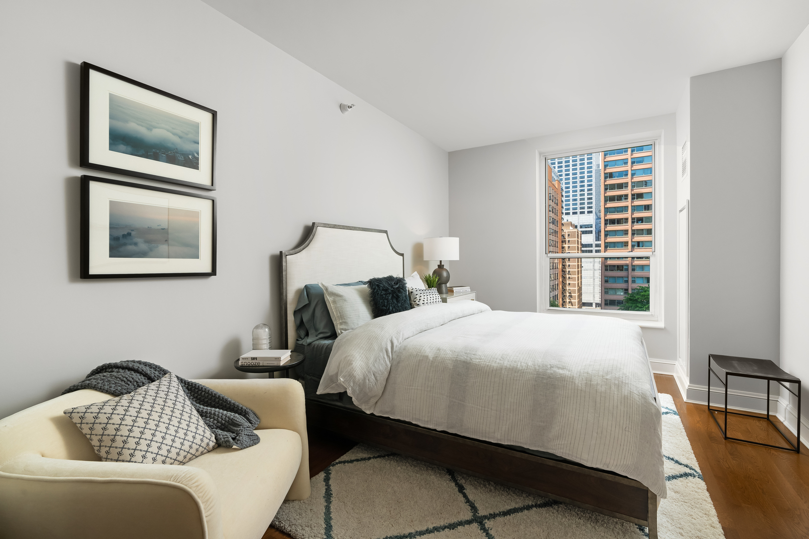 850 N Lake Shore Drive Unit: 1808