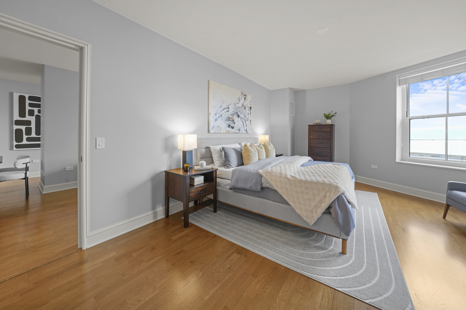 850 N Lake Shore Drive Unit: 204