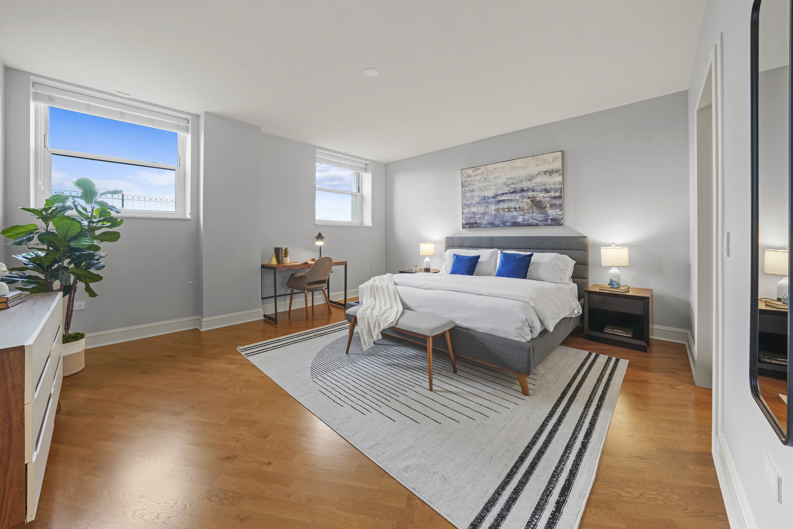 850 N Lake Shore Drive Unit: 204