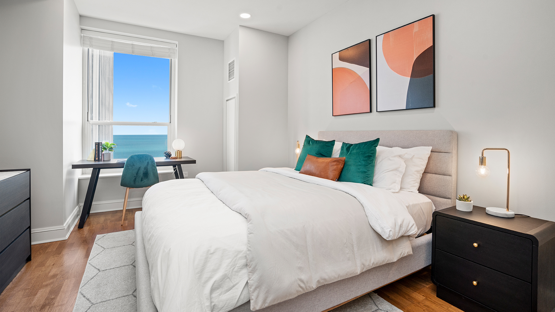 850 N Lake Shore Drive Unit: 1407