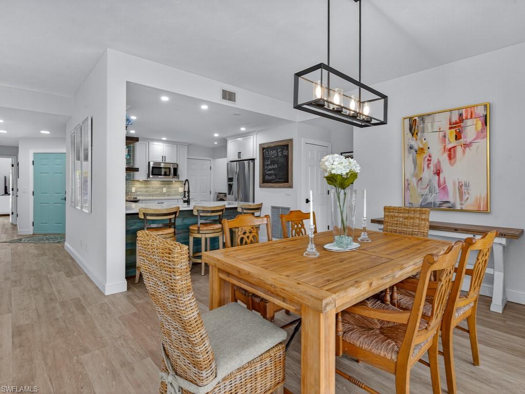 764 Eagle Creek DR # 104