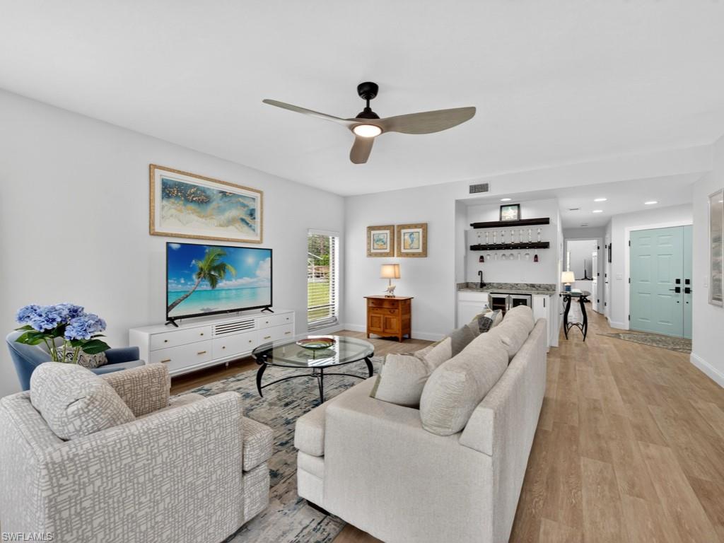 764 Eagle Creek DR # 104