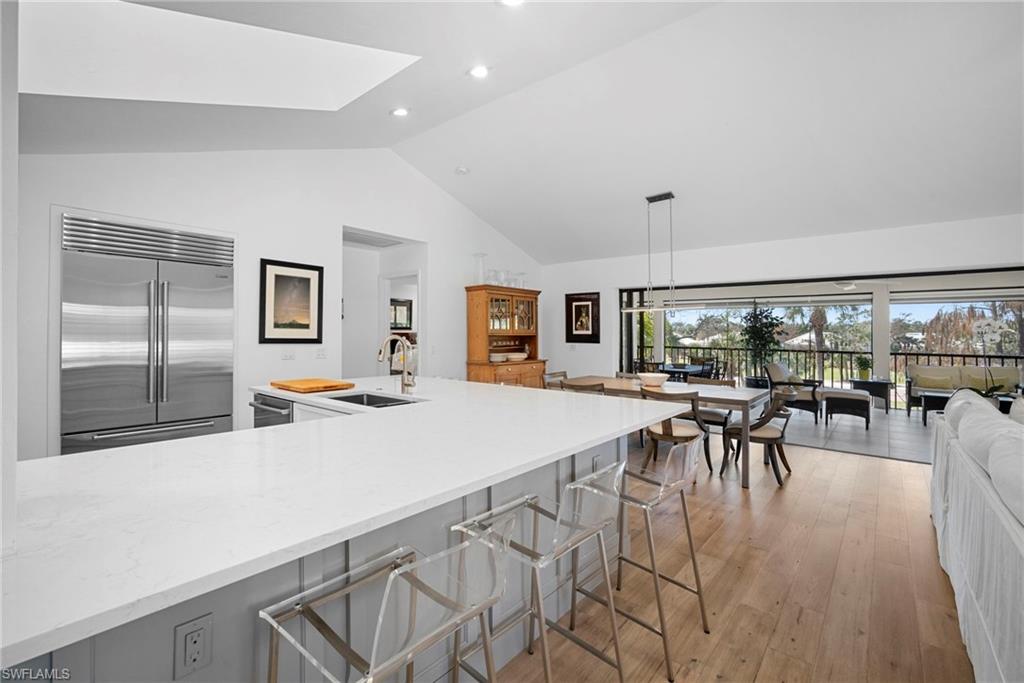 770 Eagle Creek DR # 304