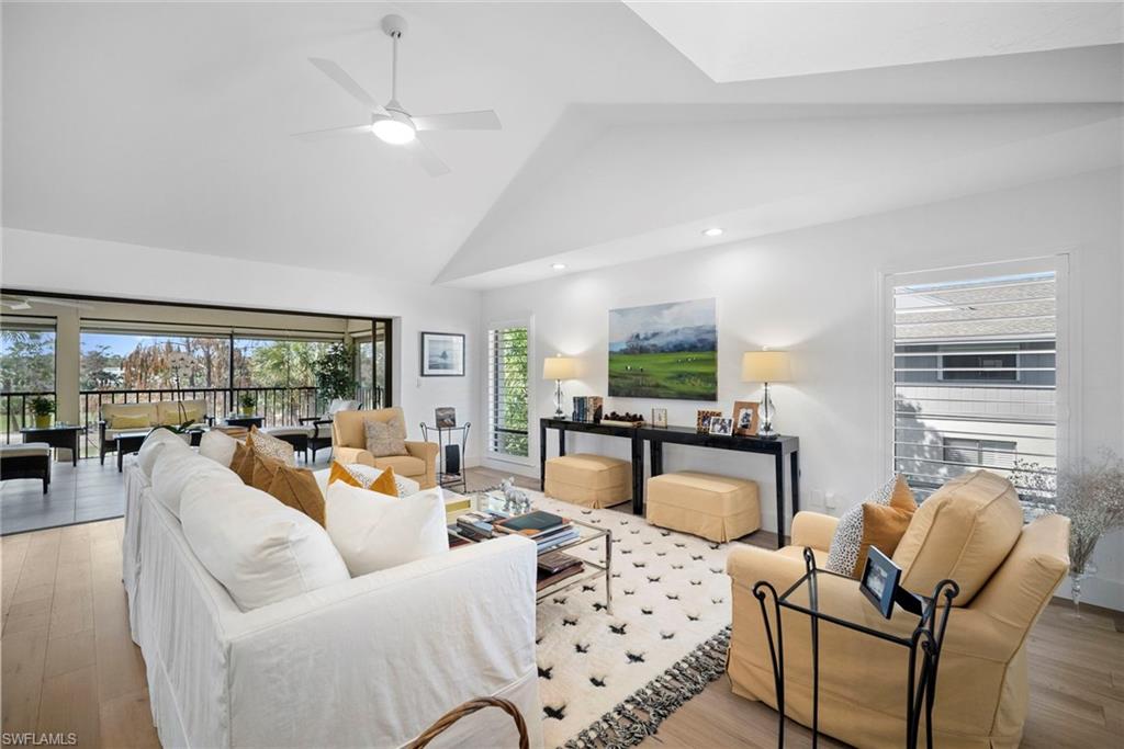 770 Eagle Creek DR # 304