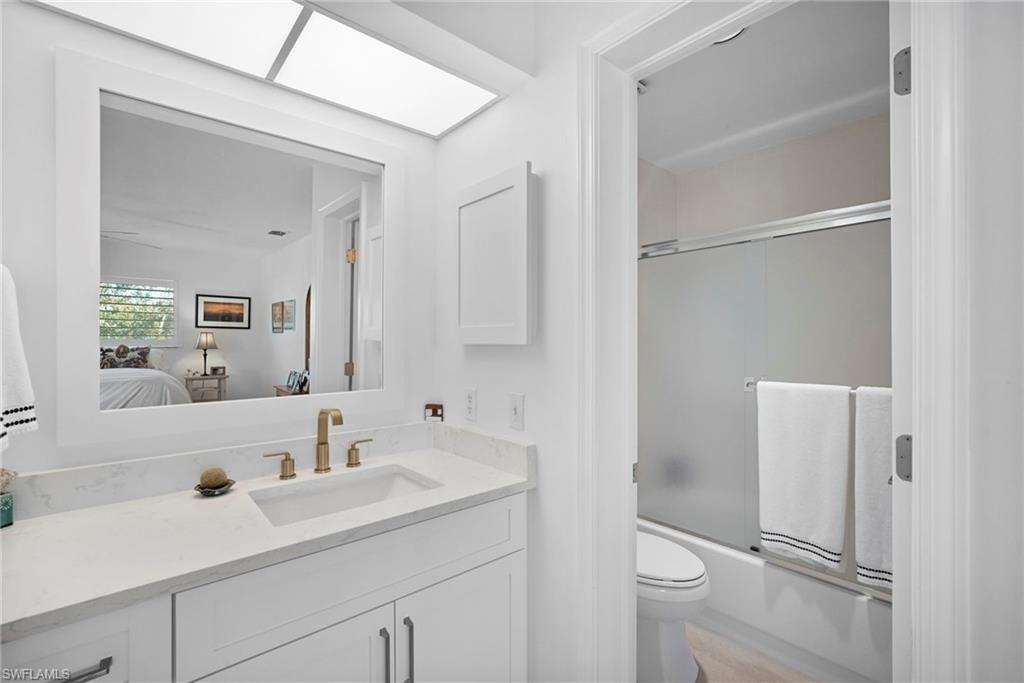 770 Eagle Creek DR # 304