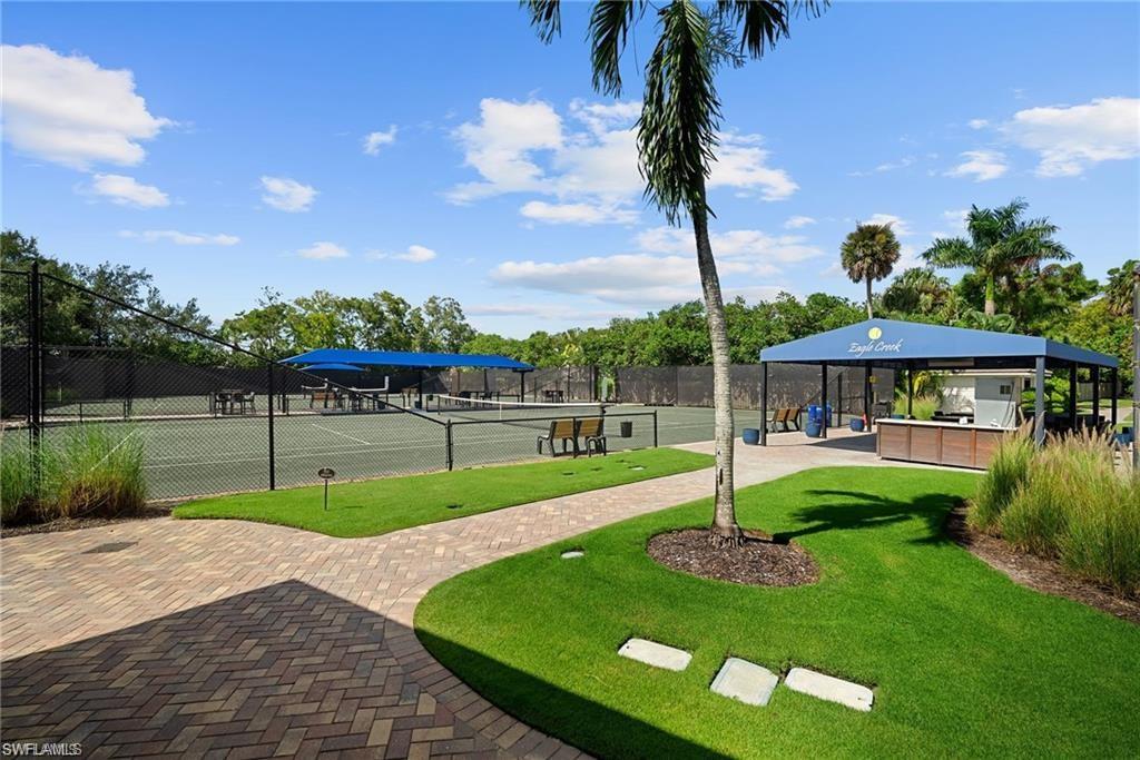 770 Eagle Creek DR # 304