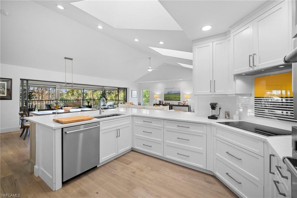 770 Eagle Creek DR # 304