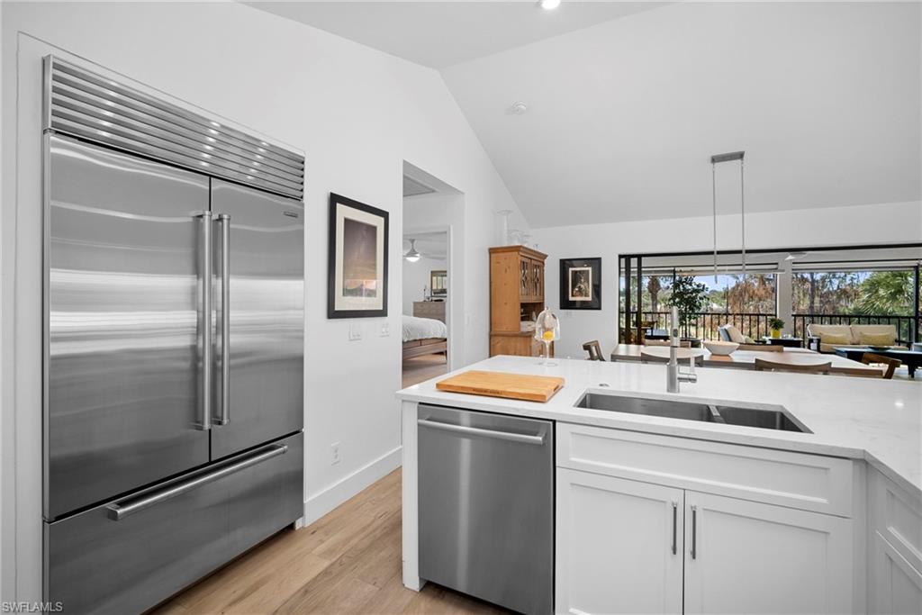 770 Eagle Creek DR # 304