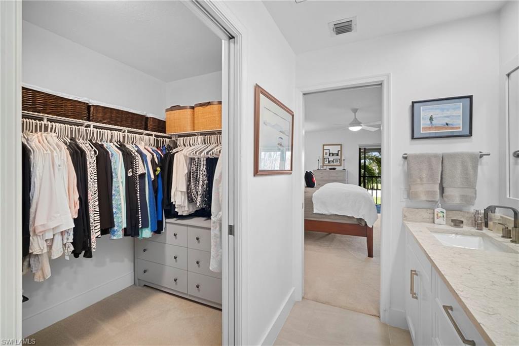 770 Eagle Creek DR # 304