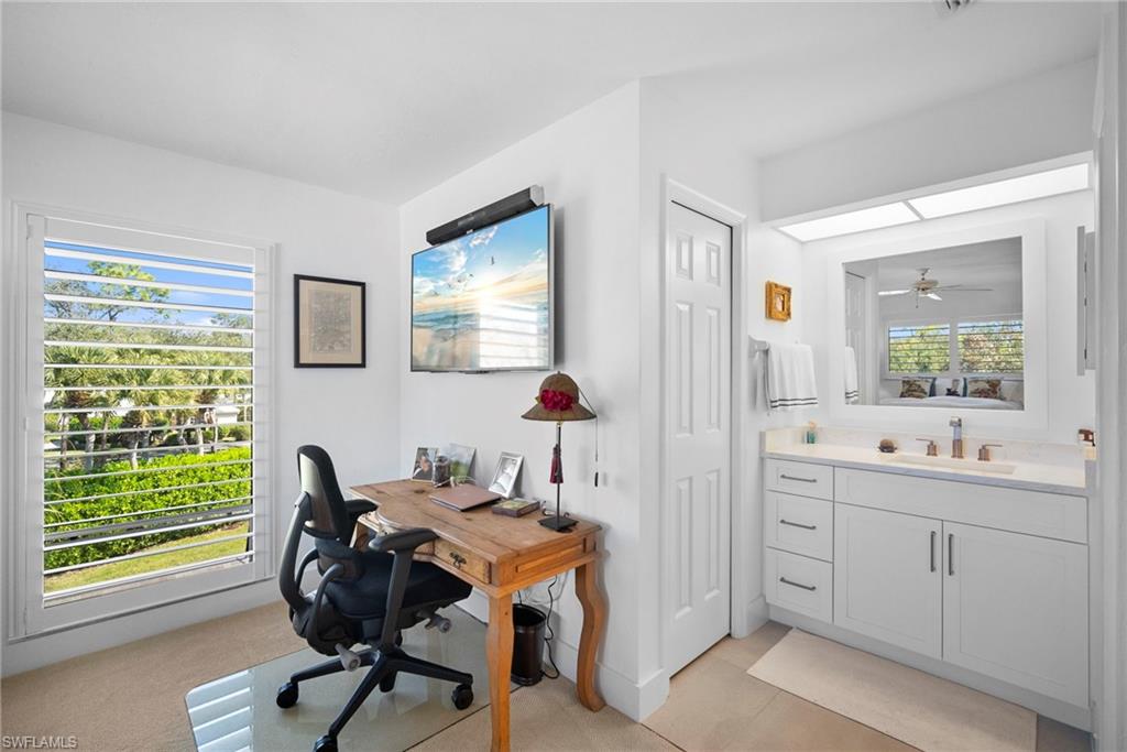 770 Eagle Creek DR # 304