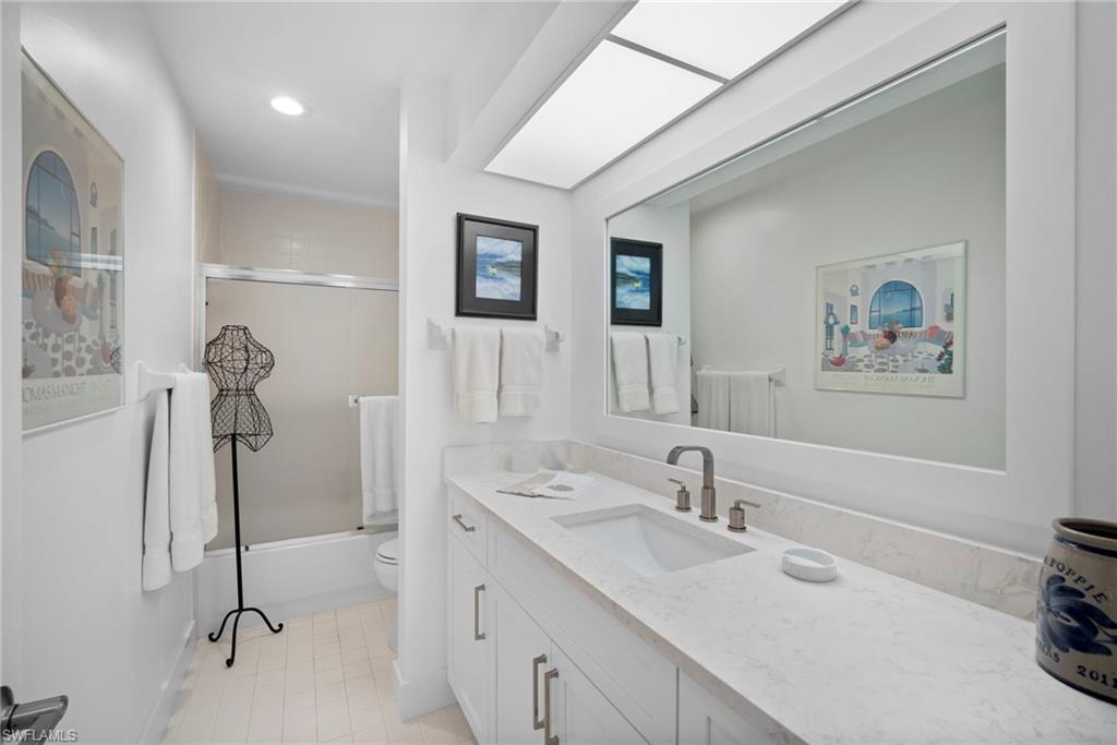 770 Eagle Creek DR # 304