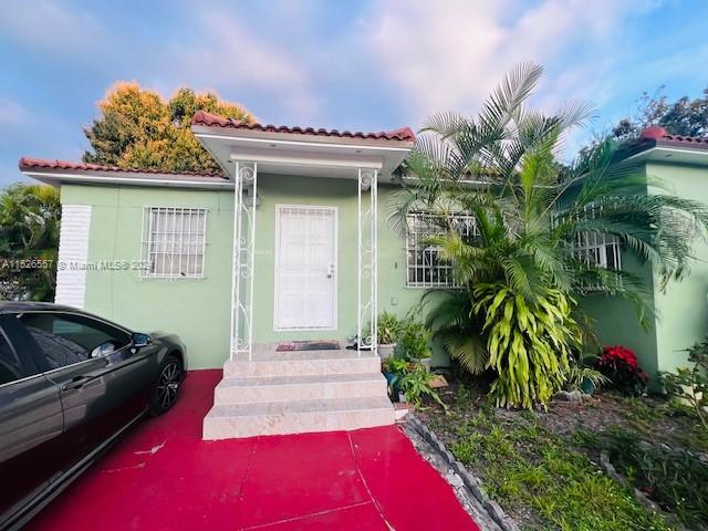 10621 NW 5th Ave