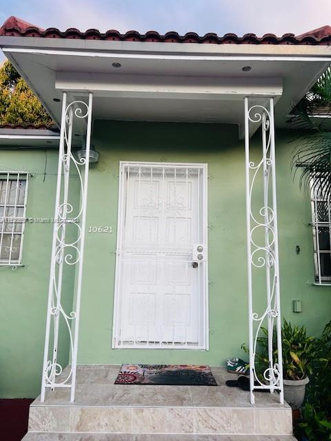10621 NW 5th Ave
