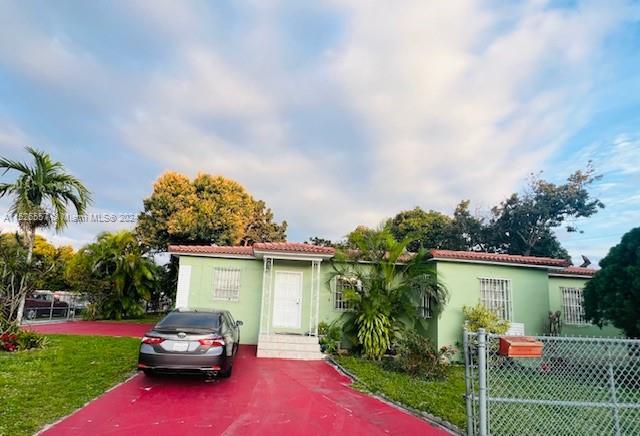 10621 NW 5th Ave