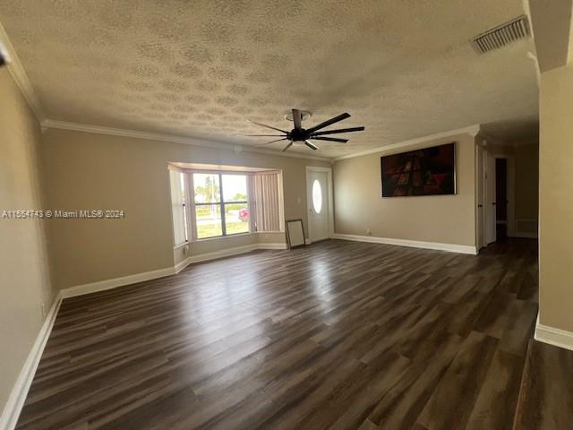 6604 Boulevard Of Champions