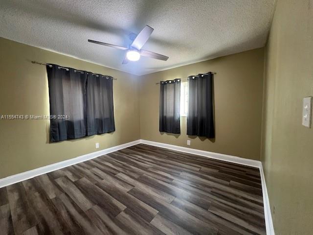 6604 Boulevard Of Champions