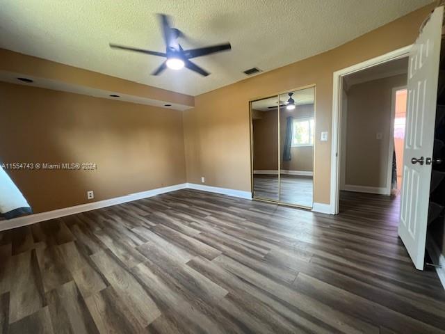 6604 Boulevard Of Champions