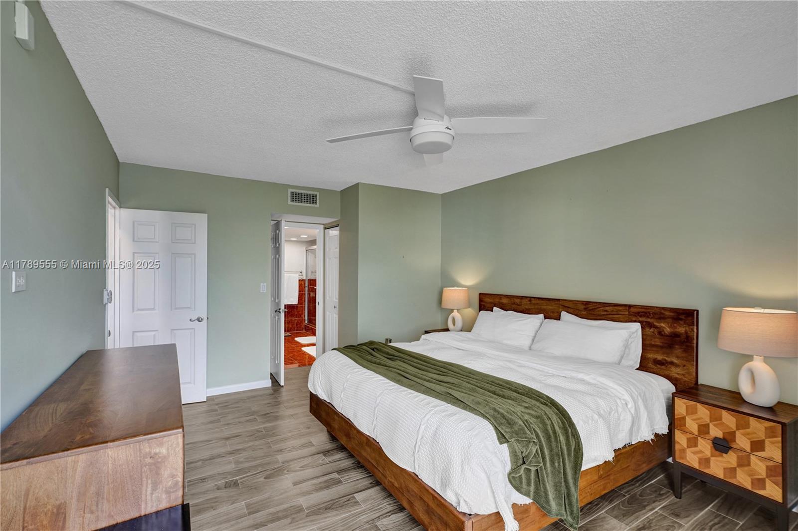 3625 N Country Club Dr # 2505