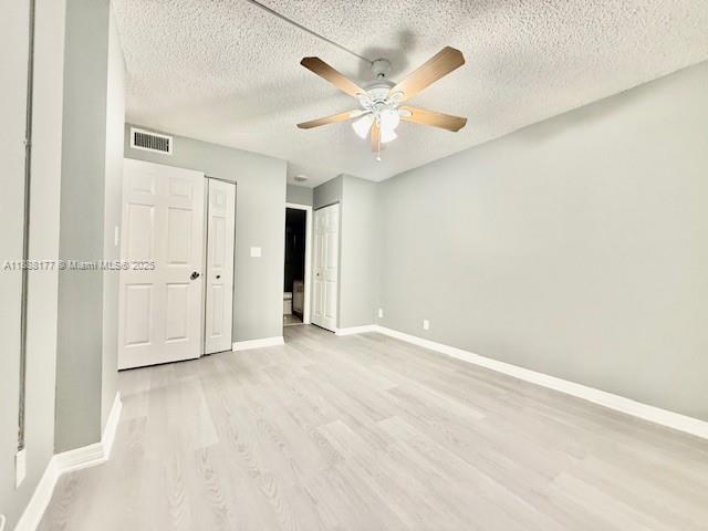 2761 S Taft St # 201