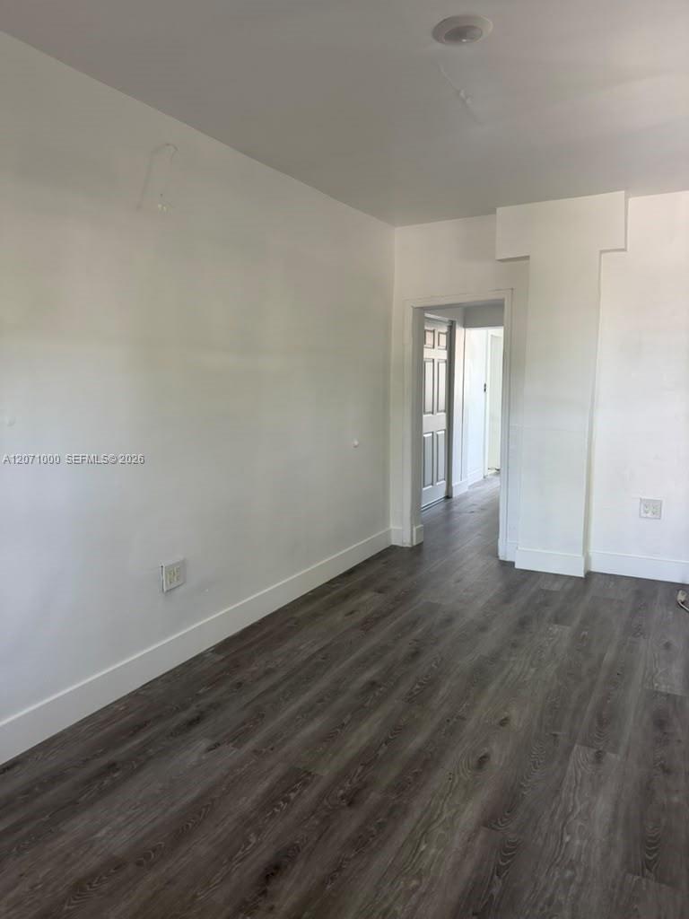1236 NW 28th St # 4