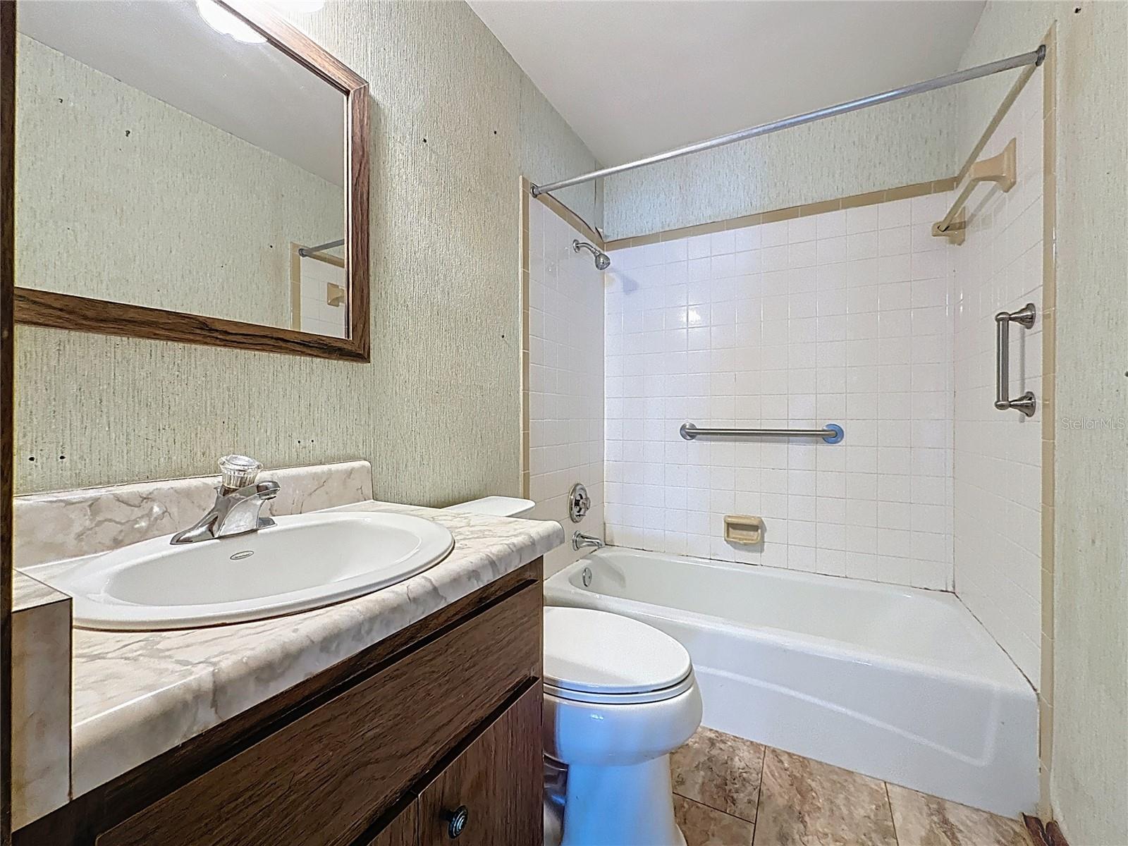 11401 CYPRESS DR