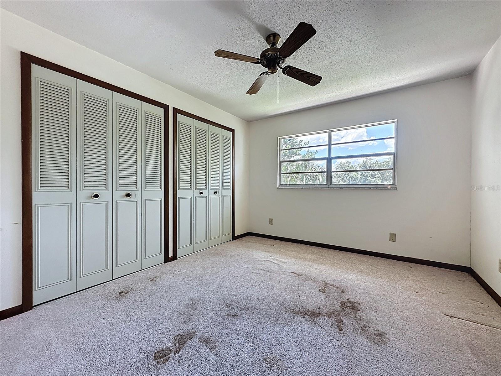 11401 CYPRESS DR